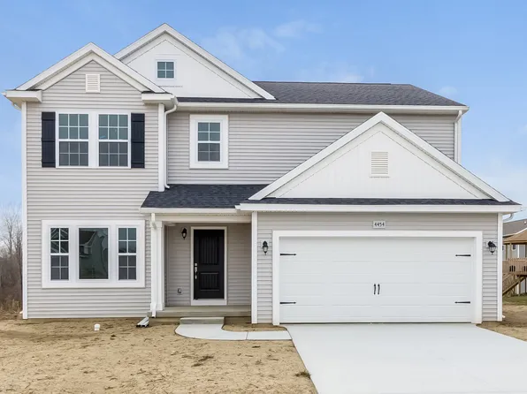 5421 Lily Ann Ln, Dryden, MI 49428