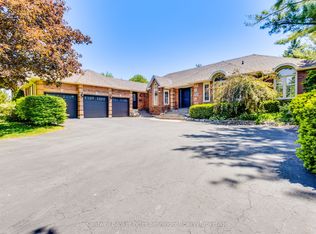 152 Treegrove Cir, Aurora, ON L4G 6M1