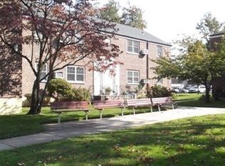 25334 60th Ave, Little Neck, NY 11362