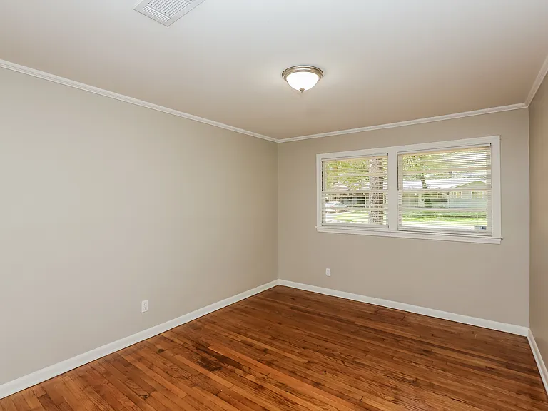 5538 Pine Lane Dr — Photo 17