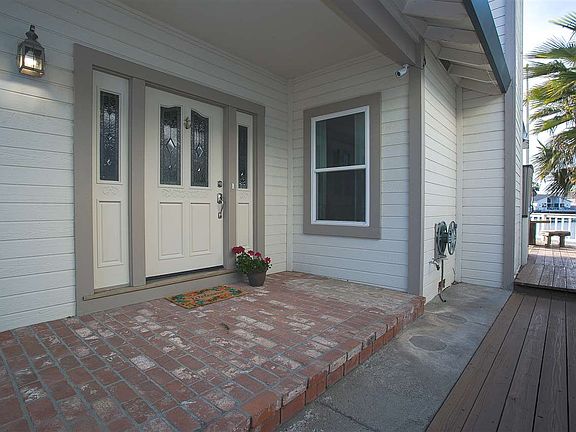 4th image of 4431 Driftwood Ct