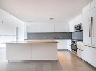 88 SW 7th St APT 1004, Miami, FL 33130
