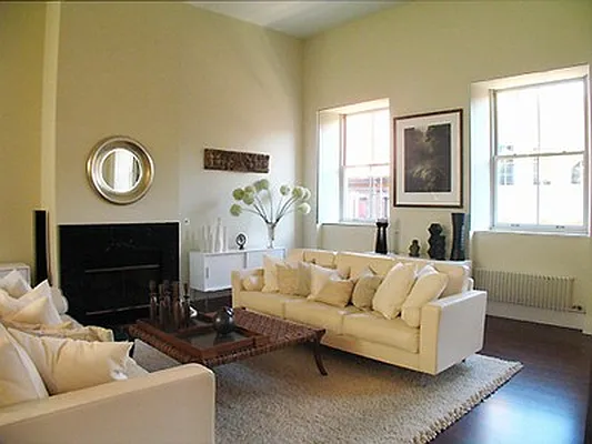 Sold by Luxe Group | media 2