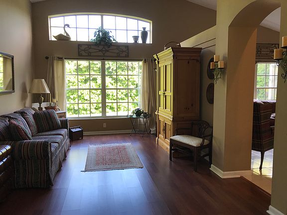 4th image of 3179 Oakpark Dr