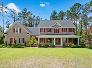 90 Harborview Dr, Sanford, NC 27332