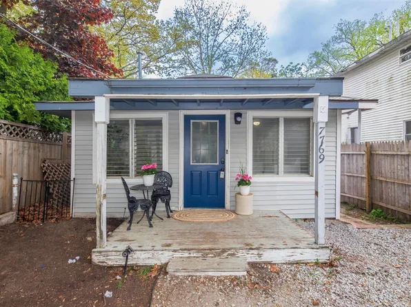 7769 N Tippecanoe Dr, Walkerton, IN 46574