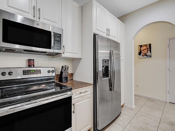 3rd image of 5920 Monterra Club Dr