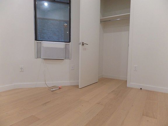 5th image of 1762 1st Ave Frnt 2