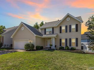 862 Wellesley Place Dr, Chesterfield, MO 63017