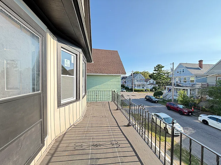67 Barton St #2 — Photo 3
