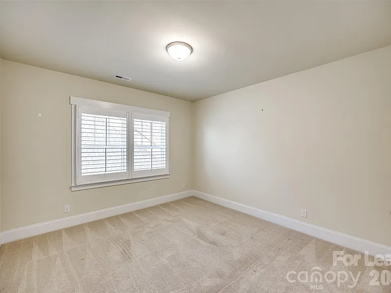 795 Digby Rd — Photo 24