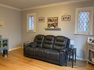 3rd image of 213 W Quincy St APT 1