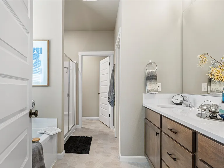 514 Constance Ave — Photo 26