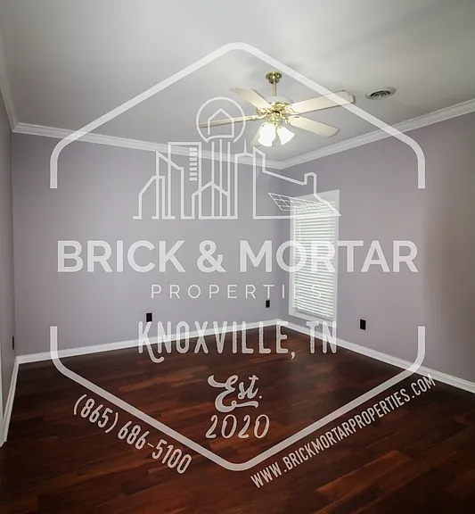 613 Chapel Point Ln — Photo 17