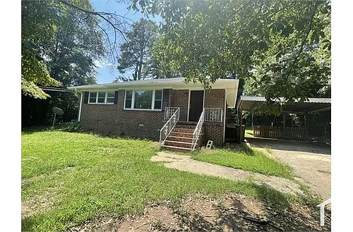 1205 Stoneybrook Rd Photo 1