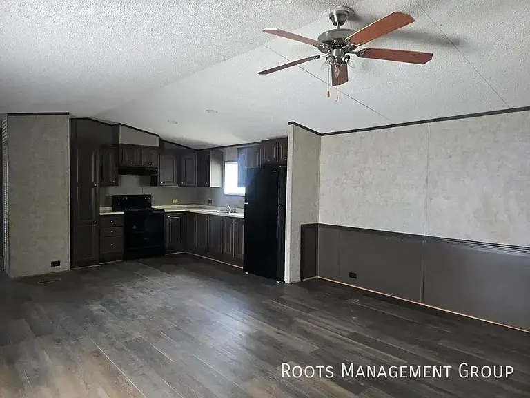 310 Scobey Ave #320 — Photo 6