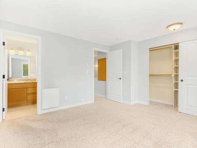 10152 NE 137th Pl — Photo 11