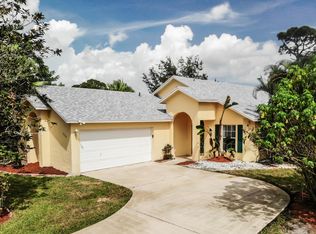 1725 SE Clearmont St, Port Saint Lucie, FL 34983