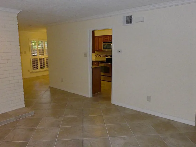 14119 Briarsage Ct #9 — Photo 4