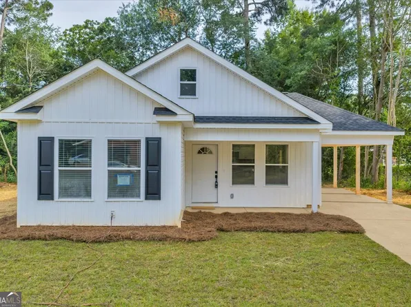 327 Peach Cir, Fort Valley, GA 31030