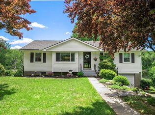 3 Lisa Ln, Troy, NY 12180