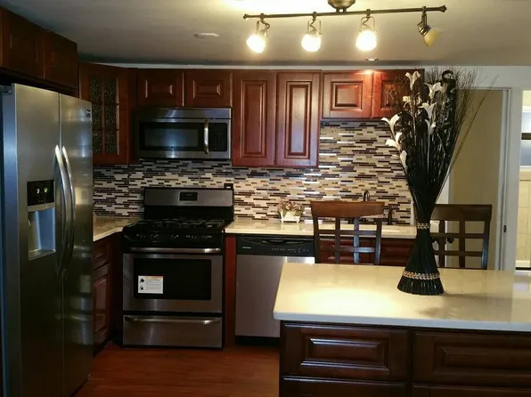 196 Old Sunrise Hwy, Massapequa, NY 11758