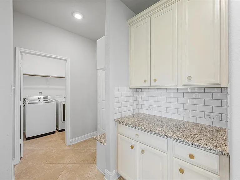 8835 Japonica Dr — Photo 28