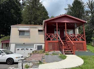 1912 Pleasant Valley Rd, Fairmont, WV 26554