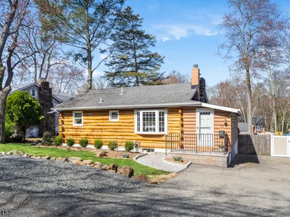 10 Lake Trl E, Wayne Twp., NJ 07470