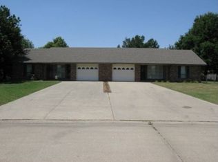 251 Kate Dr, Sikeston, MO 63801