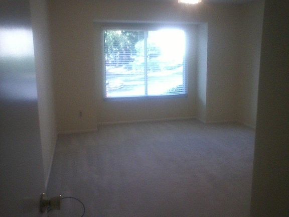 5th image of 102 Fair Haven Way SE