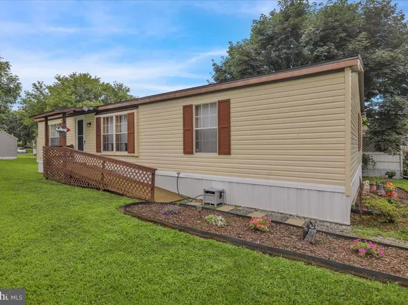 703 1st Street Ext, Hamburg, PA 19526