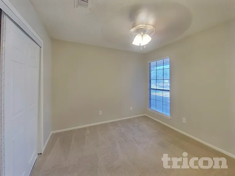 8033 Berrybrook Dr — Photo 13