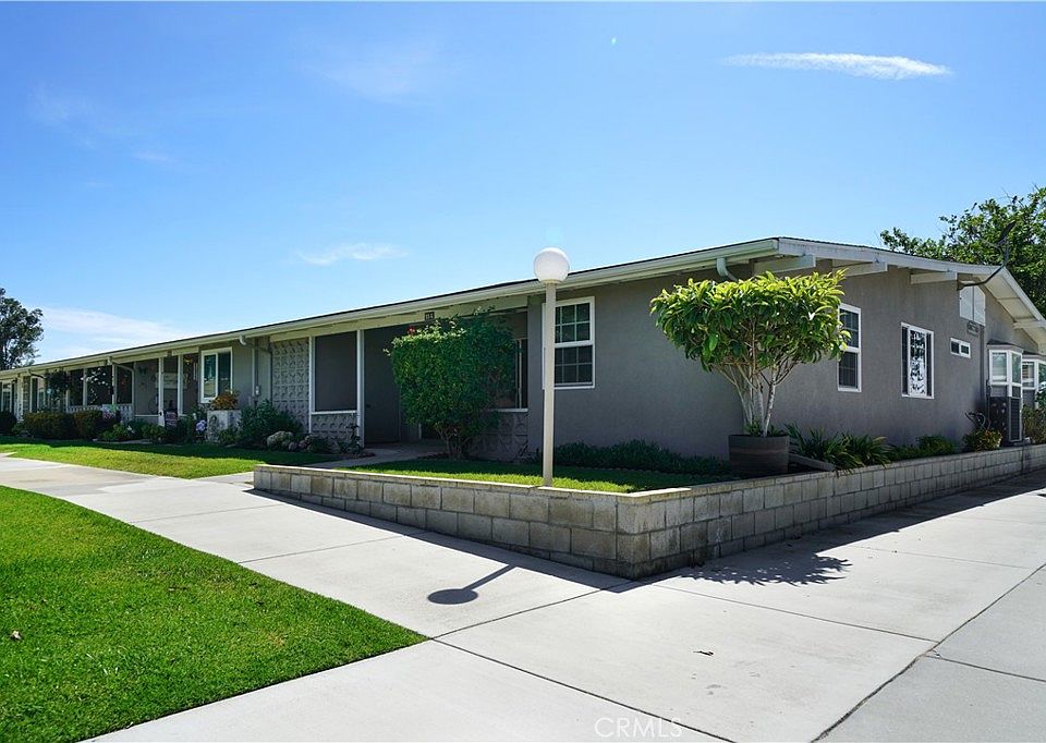 1st image of 13811 Thunderbird Dr APT 55G