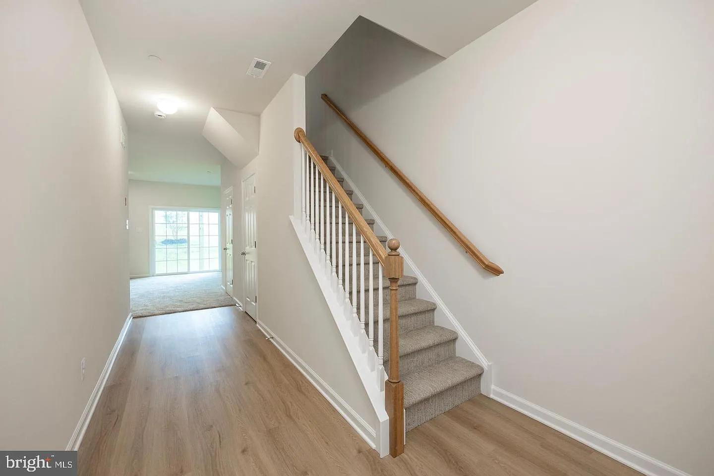 3 bed, 2.5 bath, 2178 sqft, $3,100 — Photo 3