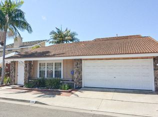 28 Sandstone, Irvine, CA 92604