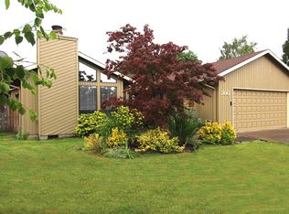 200 Pinehurst Dr, Newberg, OR 97132