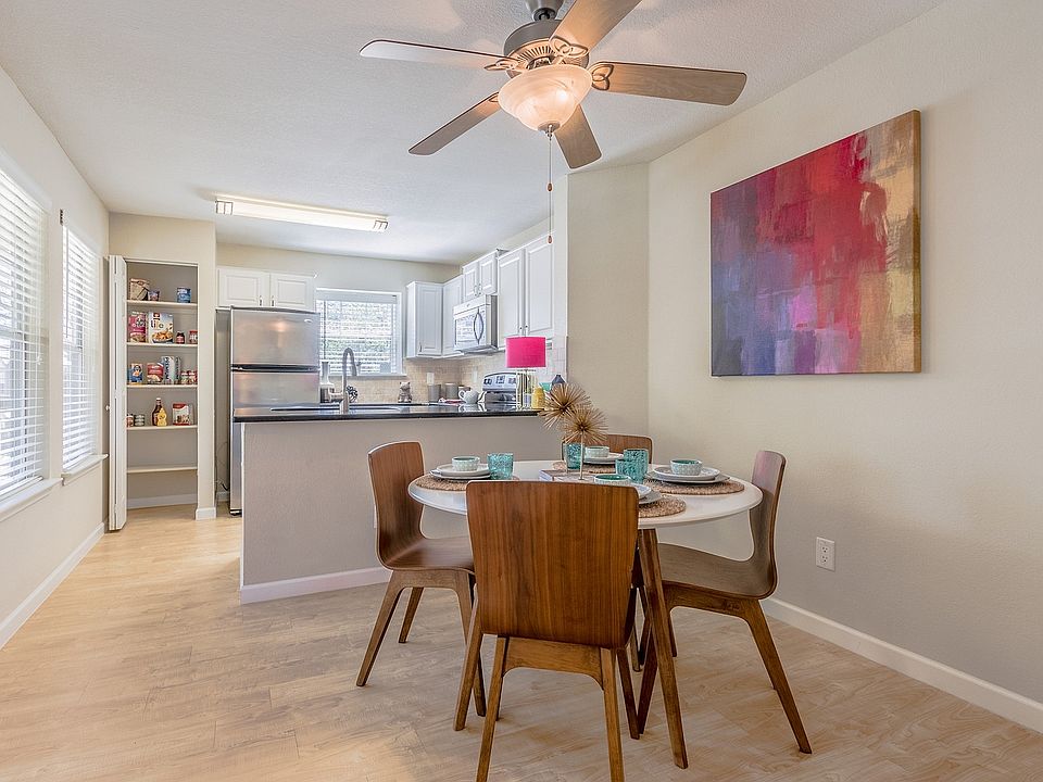 Designed for Dining & Connection