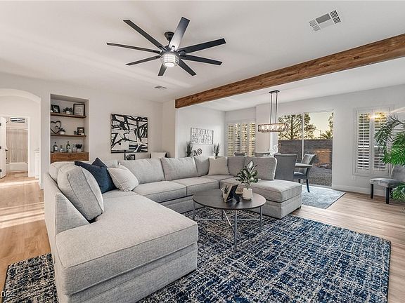 2nd image of 4414 Regalo Bello St