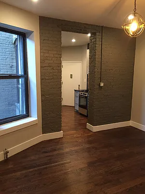 Rented by Nooklyn NYC LLC | media 106
