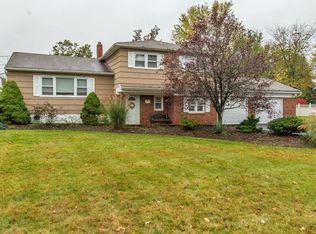 27 Buckingham Cir, Pine Brook, NJ 07058