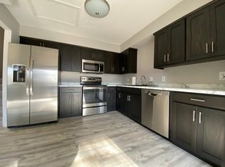 2821 Flag Ave N #1, Minneapolis, MN 55427