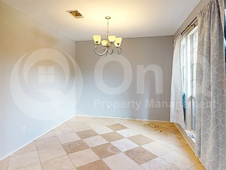 4205 Holly Dr — Photo 10