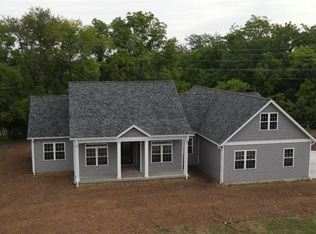 225 Kitlaw Trl, Hannibal, MO 63401