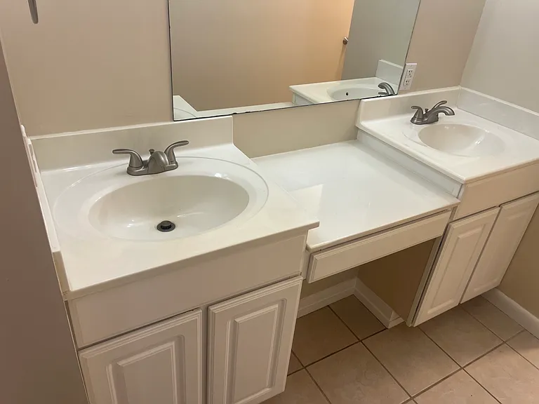 1714 Brentwood Dr — Photo 12