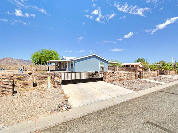 2nd image of 49594 Emerald Ave