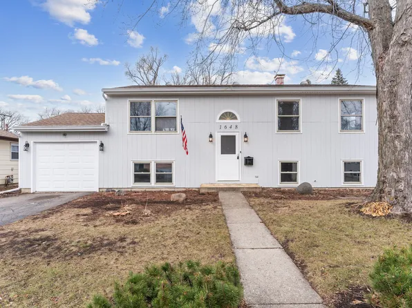 1648 Park Ave, Hanover Park, IL 60133