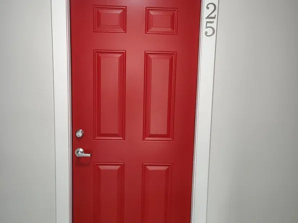 475 Umatilla Blvd APT 25, Umatilla, FL 32784