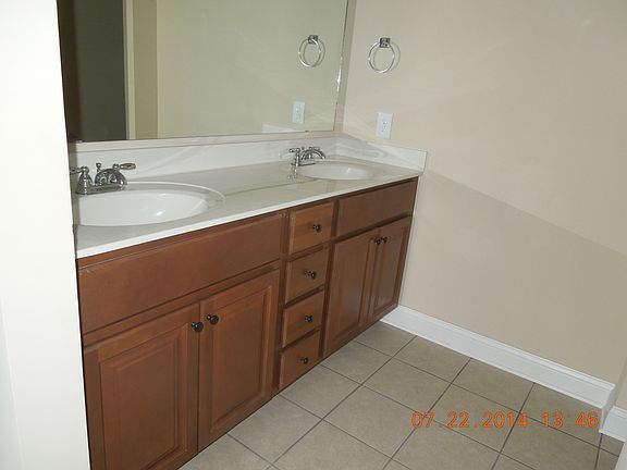 5th image of 200 Oakland Hills Way