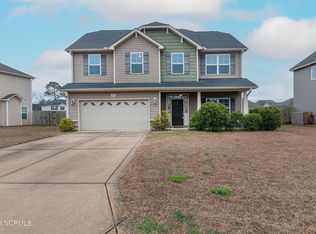 205 Sailor St, Sneads Ferry, NC 28460